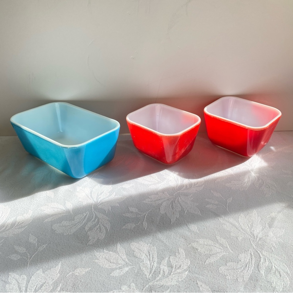 Vintage Pyrex Fridgies Refrigerator Dishes No Lids